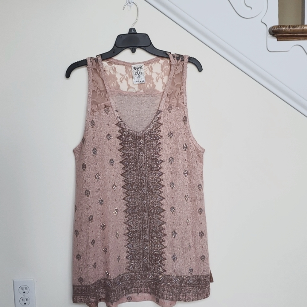 XL NWOT Vocal tank. Pink with faceted crystals.